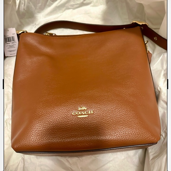 Women’s Coach Val Duffle bag in Redwood refunded pebble leather NWT. 9x11.5x4.5 - Picture 6 of 16